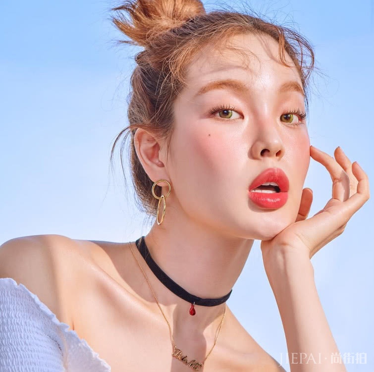 学会透亮的果汁妆,让你告别夏季暗沉脸,焕发青春少女气息