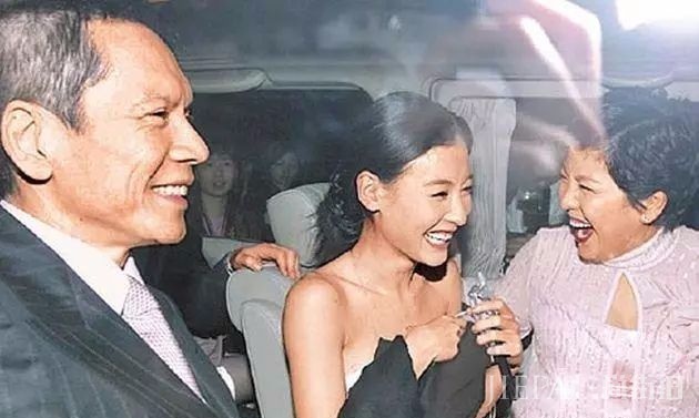 向太暗讽张柏芝说谎成瘾，却被网友吐槽：心胸狭隘格局太小！