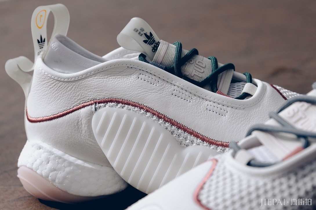 Bristol Studio x adidas Originals联名正式发布,这次的也太棒了!