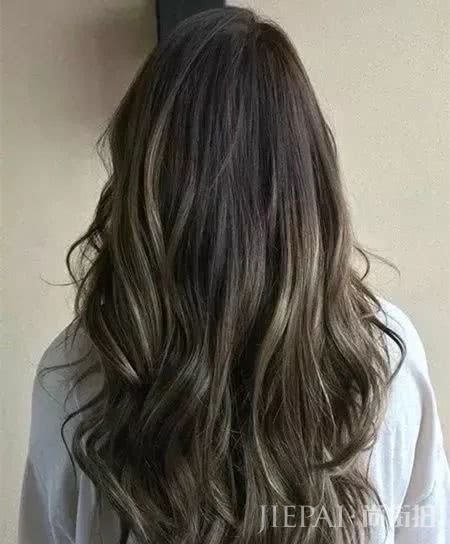 2019黄皮显白、不用漂、夏季最火的十大网红发色