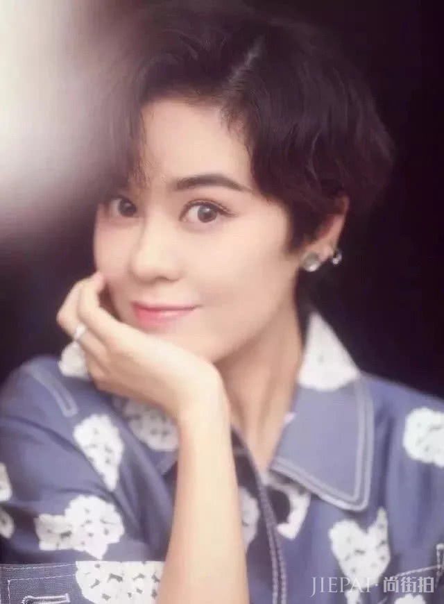 复古港风的短发有多好看？试过的人都变美人胚子了
