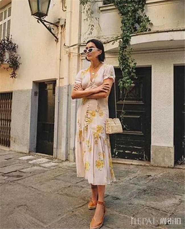 酷夏鞋子太难抉择?考虑一下这4款,赚足你的回头率