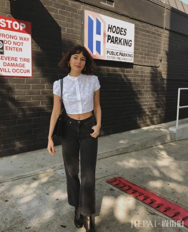 身高只有155，但她却是ins上最受欢迎的时尚博主