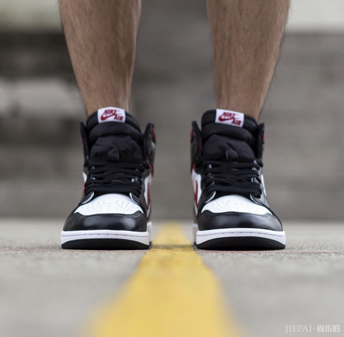 发售在即!Air Jordan 1“Gym Red”上脚实物细节大赏!