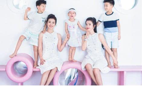 李冰冰没结婚生娃喜欢晒李雪儿女,孩子遗传家族美眼颜值高