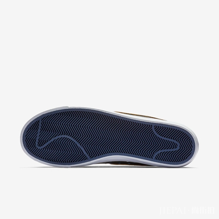 NBA x Nike 两款惊喜？这鞋能玩刮刮乐？