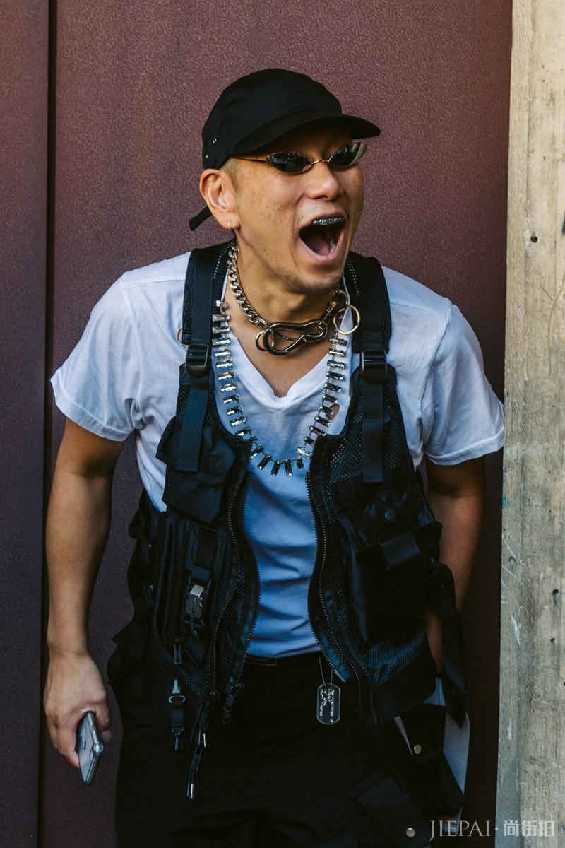 Virgil Abloh领衔!Pitti Uomo时装达人教你2019街头热门单品大趋势!