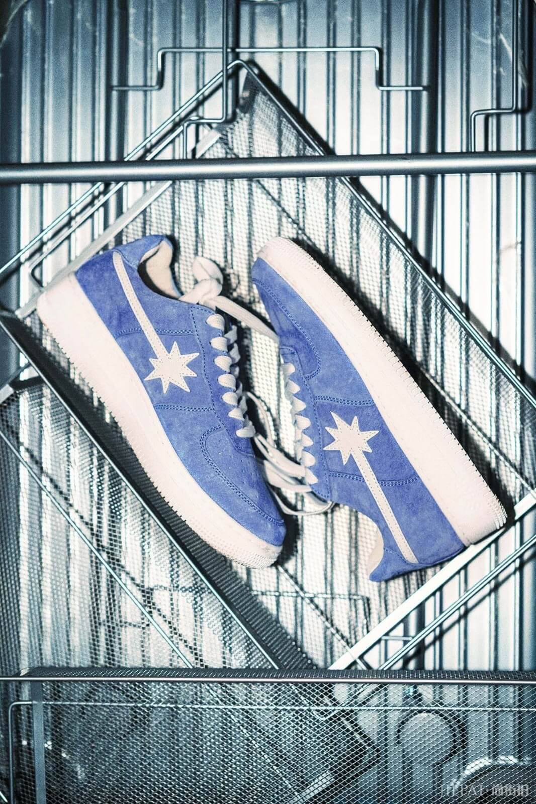 AIR FORCE 1还是 BAPE STA?真正的潮人就选ENG x Starwalk!