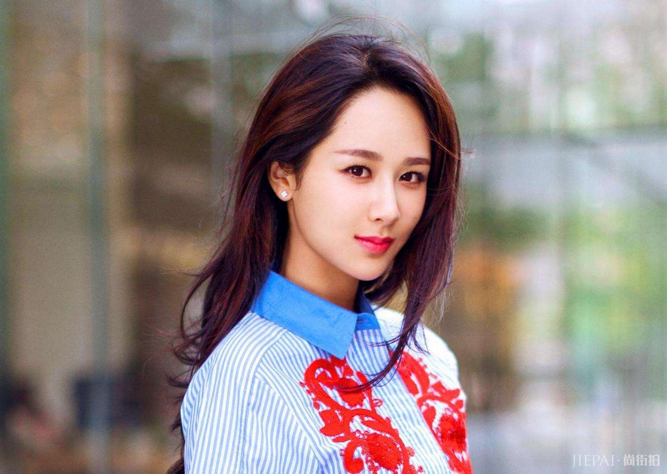 耿直!杨紫谈挑戏:要看对手演员好不好,免得拍完“播不了”