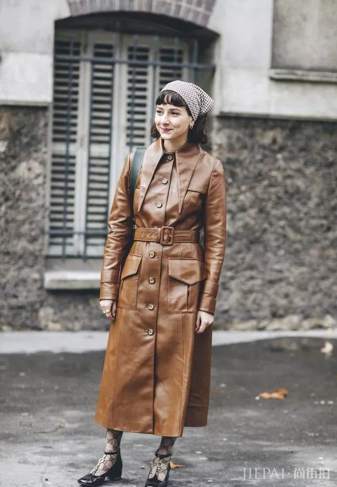 Veegee烟嗓很迷人？我却看中了她的“尖尖领”