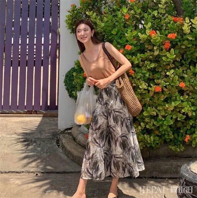 这9套韩系女生穿搭显瘦又气质,让你的男神爱上你