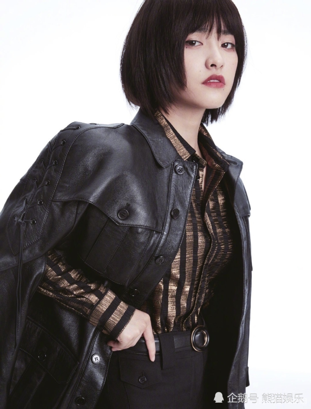 七月与安生首合体拍大片,沈月新造型超A很惊艳竟吊打陈都灵