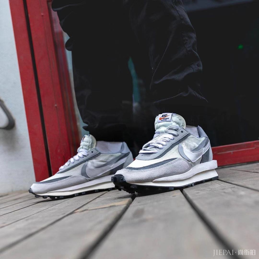 Sacai x Nike LDV Waffle 最新上脚图来了！这个眼瘾必须得过！