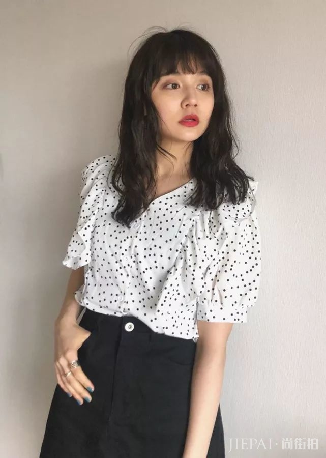 日本模特村田伦子の时髦秘密？一起做“青文字系”女孩