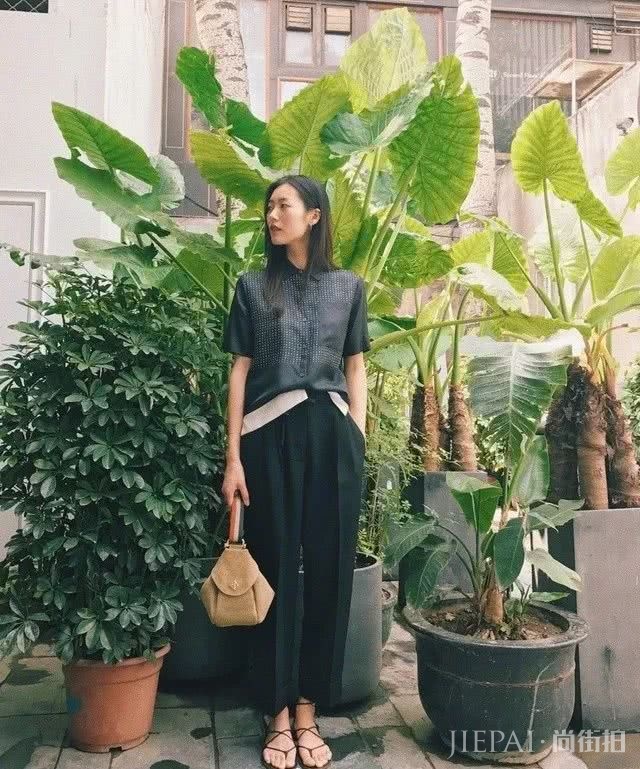 全世界都在偏爱的手拎包，到底应该买哪几款？