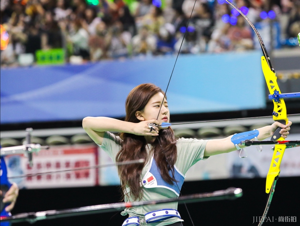 赵露思《天雷一部》热播，夏日运动会喜提热搜！