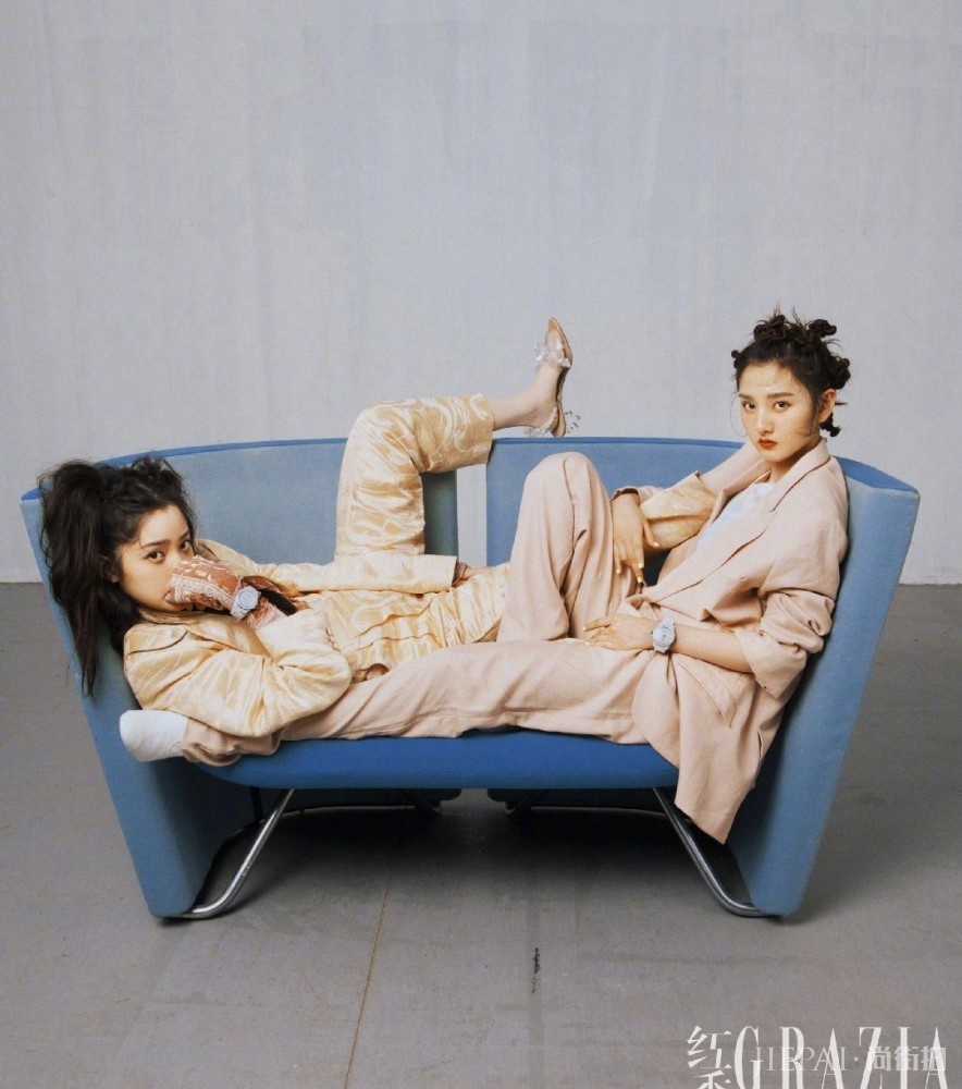 三小花携手拍大片，宋祖儿怪物头娜比双马尾，林允初恋脸高级出众