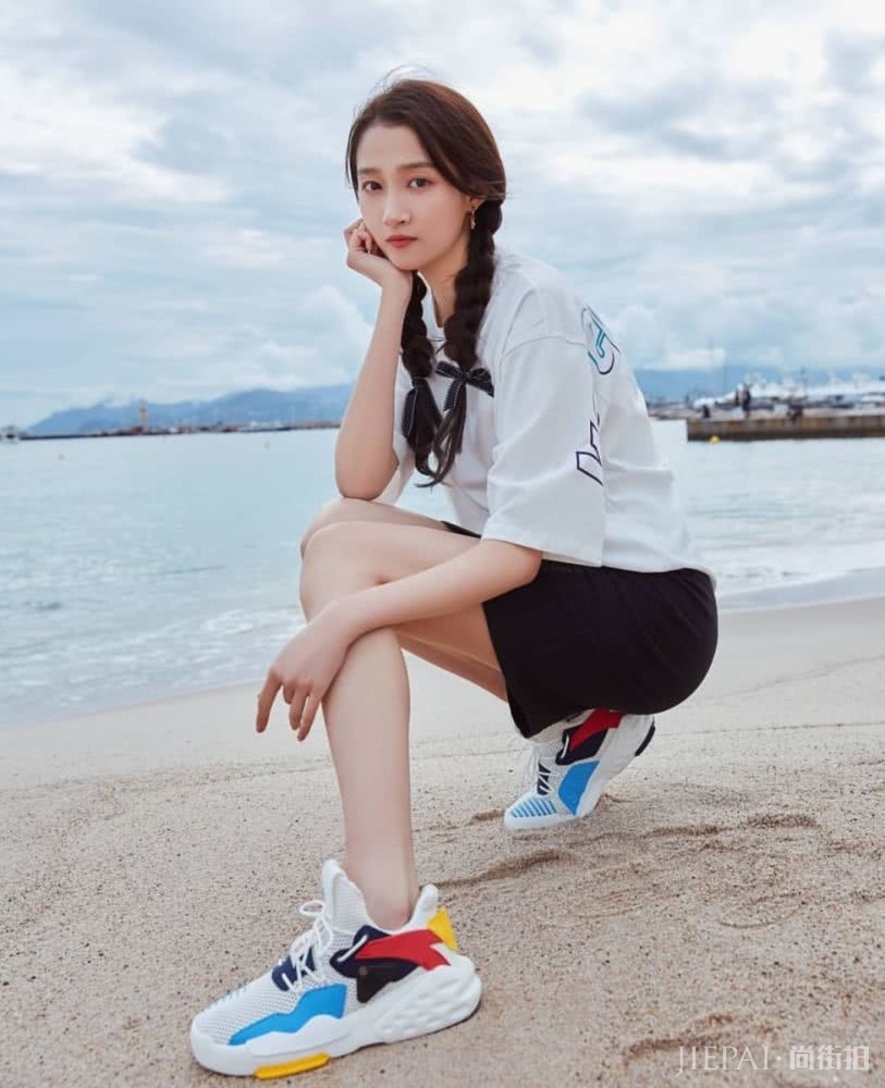 短袖短袖，重点不在短而在“袖”