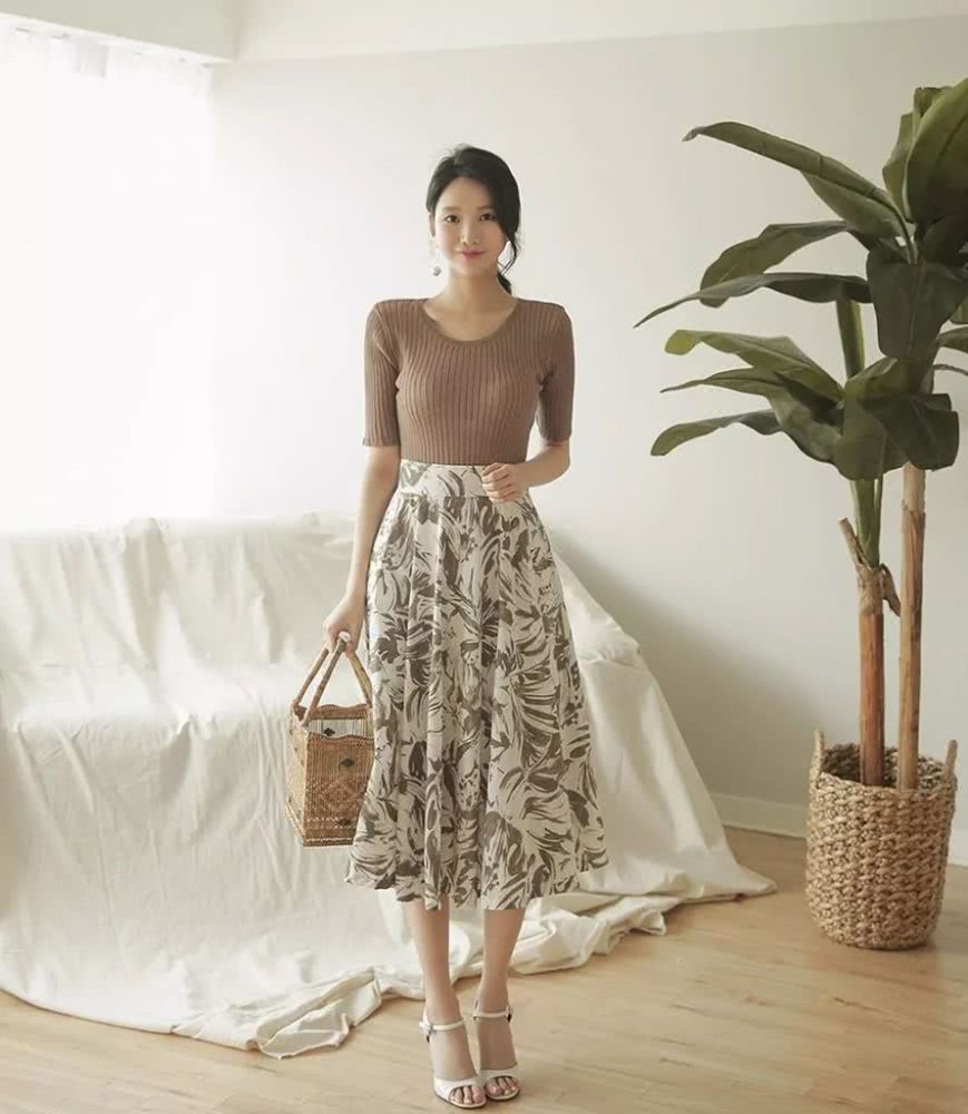 夏天千万不要穿的“流汗单品”,闷热难受还显胖