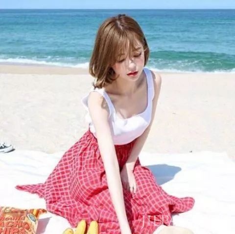 今夏最流行的发型，一起做个做个短发girl