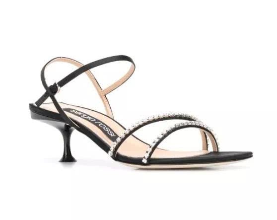 欧美街拍 阔腿裤穿不好罪魁祸首可能因为这五双鞋