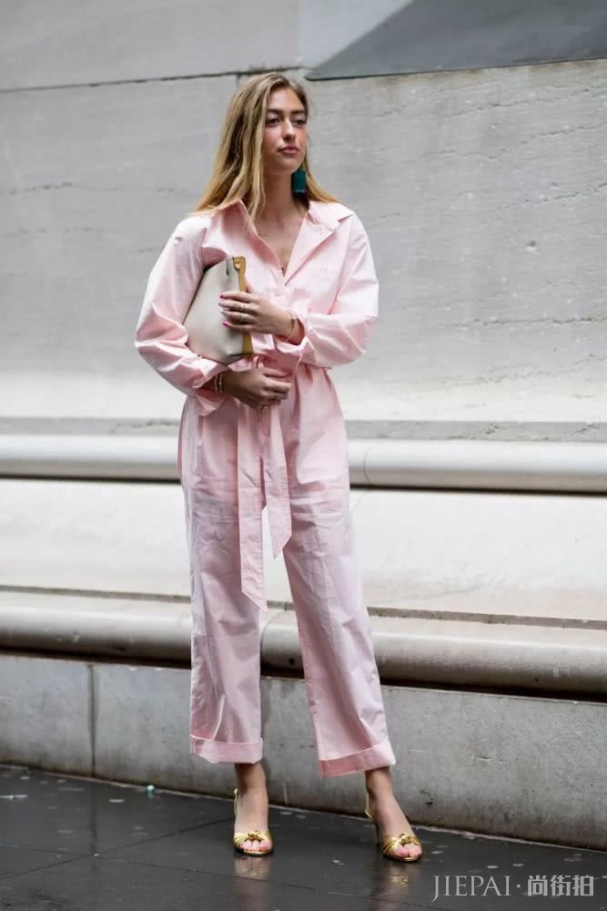 夏天别只穿莫兰迪了，今年水果色才是夏季打开的正确方式