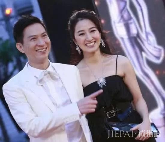 港剧一姐嫁龙套小伙，将丈夫捧为影帝被宠成公主，最具慧眼的天后