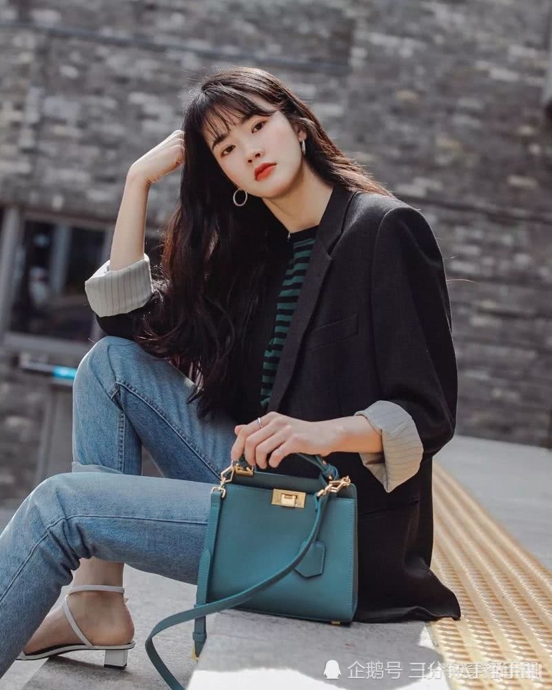 “6套”职场万能搭配，简单又时髦，再也不用担心每天穿什么了