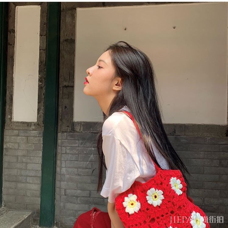 小花届新晋时尚博主 我们为你梳理了宋妍霏的穿搭秘诀