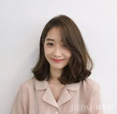 还学不会用刘海修饰脸型?带你解锁正确打开方式,剪出巴掌脸