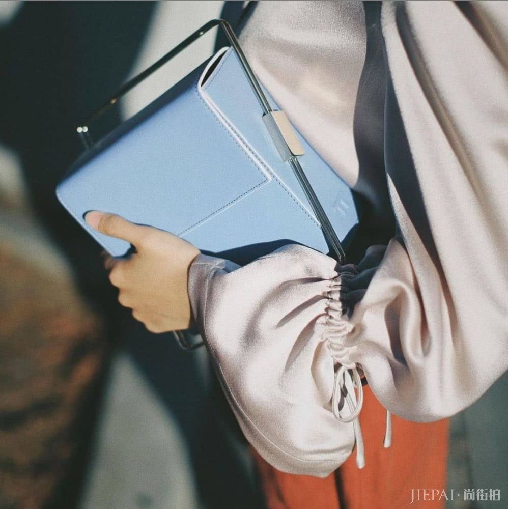 全世界都在偏爱的手拎包，到底应该买哪几款？