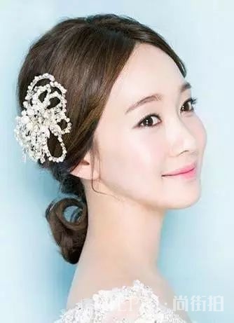 时髦精首选发型，瘦脸又好看