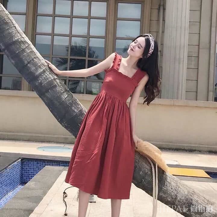 浅色系夏天太单调?试试这5种深色系气质美搭,显瘦效果好