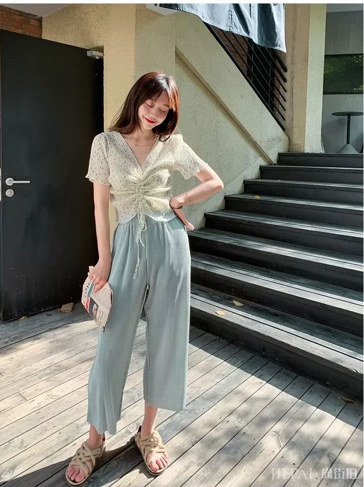 小个子女生学习这样穿，显高又时髦