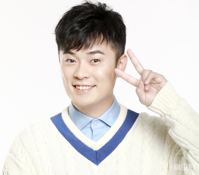 陈赫是张子枫舅舅?随后偷吃狗粮停不下来,赞不绝口被何炅发现