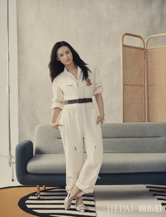 张柏芝与小山竹同框尽显浓浓母爱,圆梦女儿的她也太温柔了