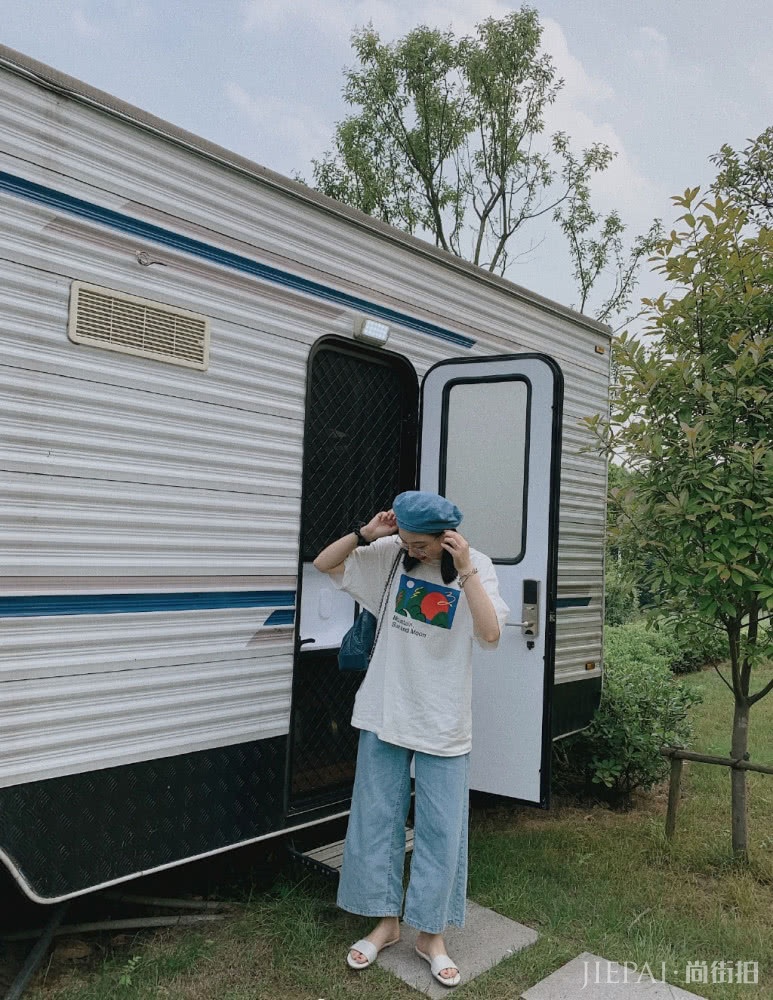 夏天出游试着穿这28套不同款式衣服,让你成为照片最美的人