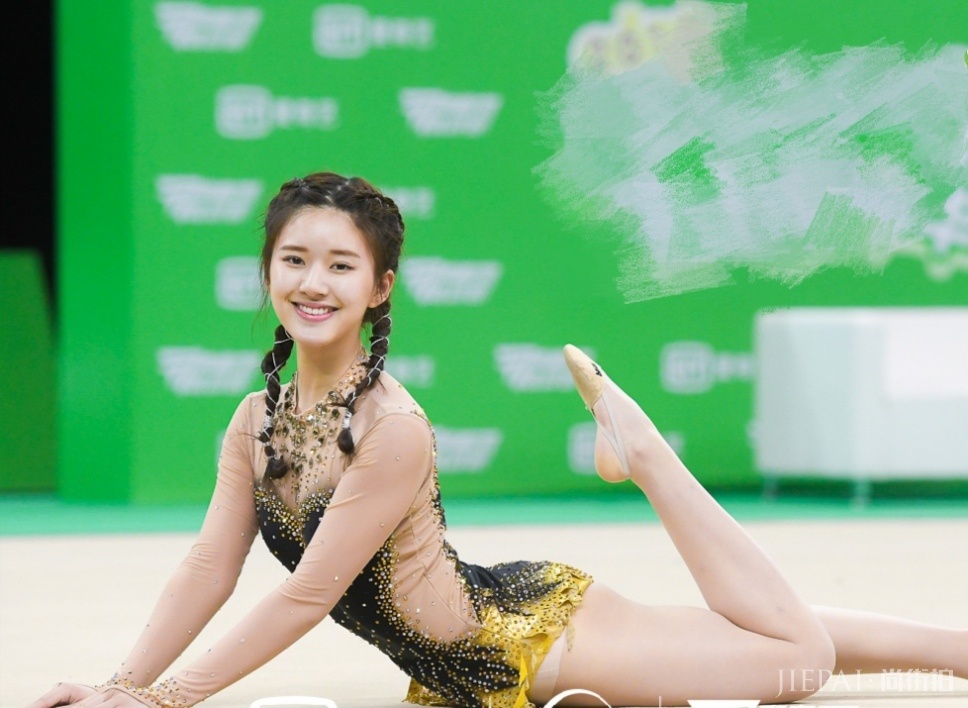 赵露思《天雷一部》热播，夏日运动会喜提热搜！