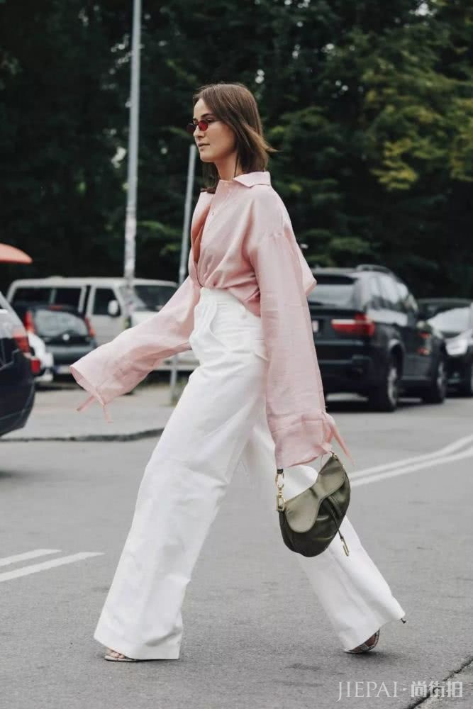 夏天别只穿莫兰迪了，今年水果色才是夏季打开的正确方式