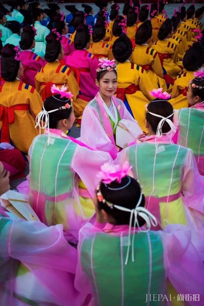 打破网红脸审美：这样的美人，流水线生产不出