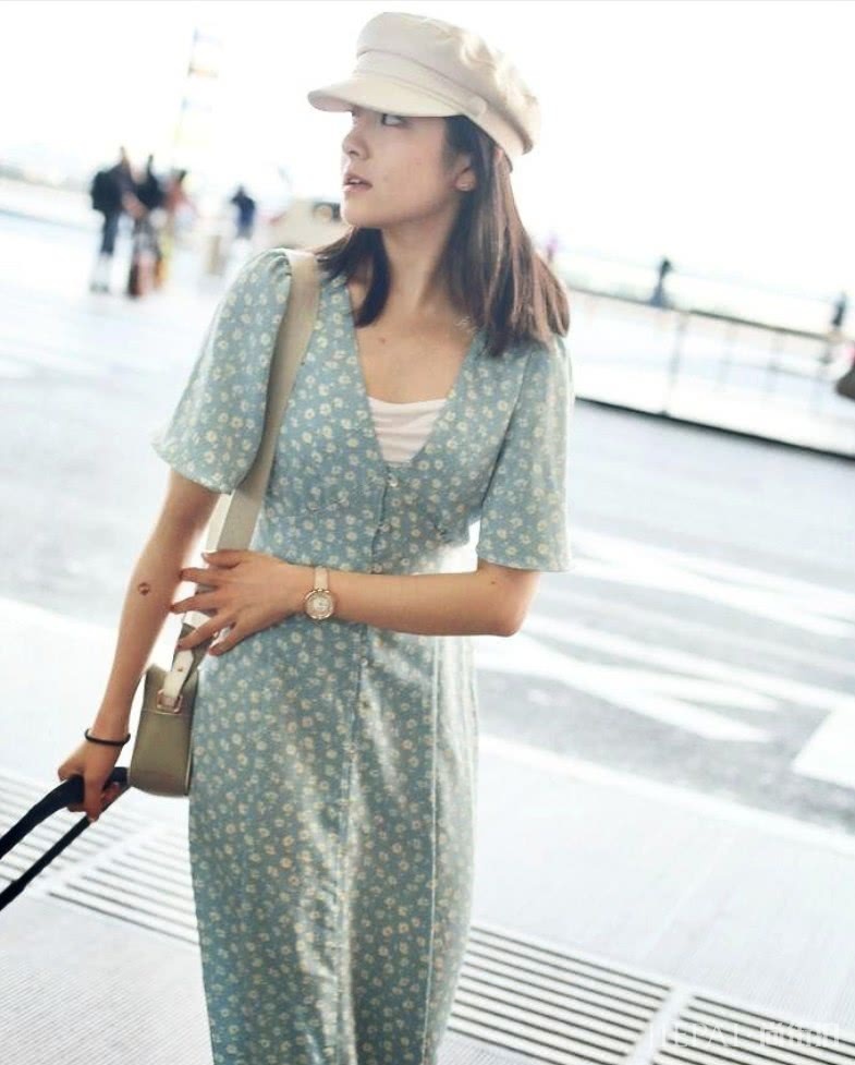 李兰迪瘦身成功，最新写真“漫画腿”亮了