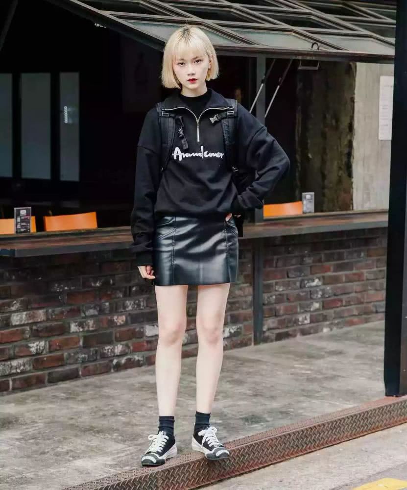 夏天千万不要穿的“流汗单品”,闷热难受还显胖