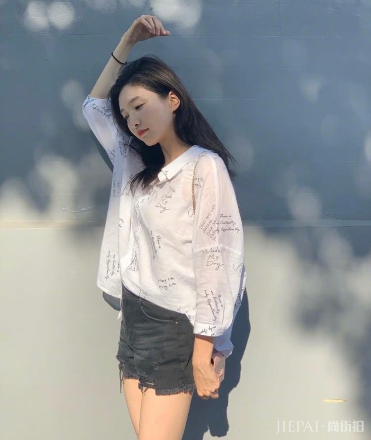 “火龙果裙”虽然好看,但敢买不敢穿,连江疏影穿上都驾驭不了