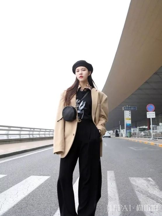 小花届新晋时尚博主 我们为你梳理了宋妍霏的穿搭秘诀