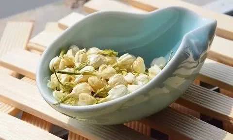 美白收毛孔,7个实用的日常小偏方,帮你省掉整容费