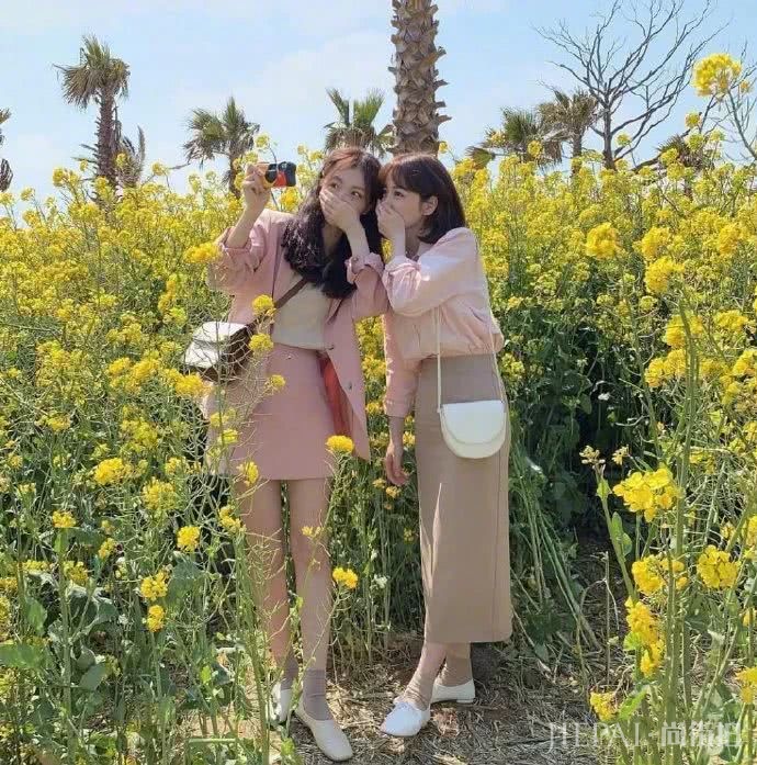 马卡龙色系闺蜜穿搭超好看,夏季穿清凉时髦