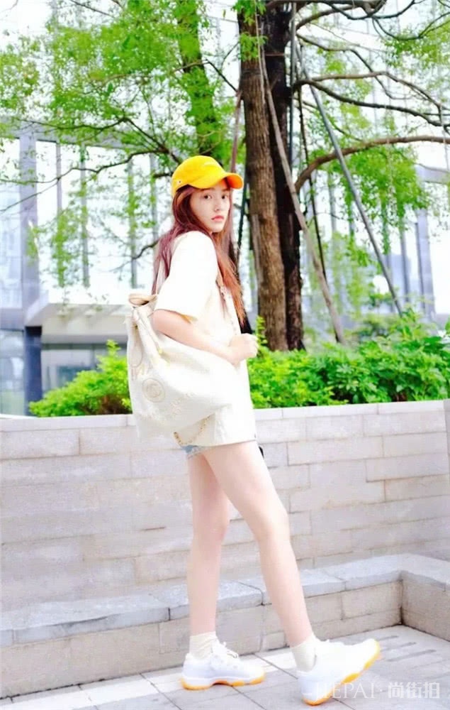 夏日明智之选：oversizeT恤轻松甩开高温