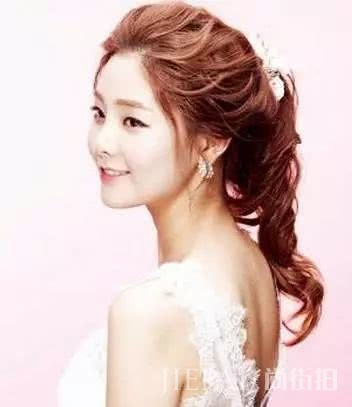 时髦精首选发型，瘦脸又好看