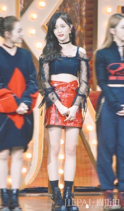 166也能成腿精?照搬吴宣仪这15套造型没什么不可以