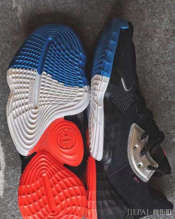 新一代战靴 Harden Vol.4 全新配色曝光,这是实战型 Yeezy 500 ?